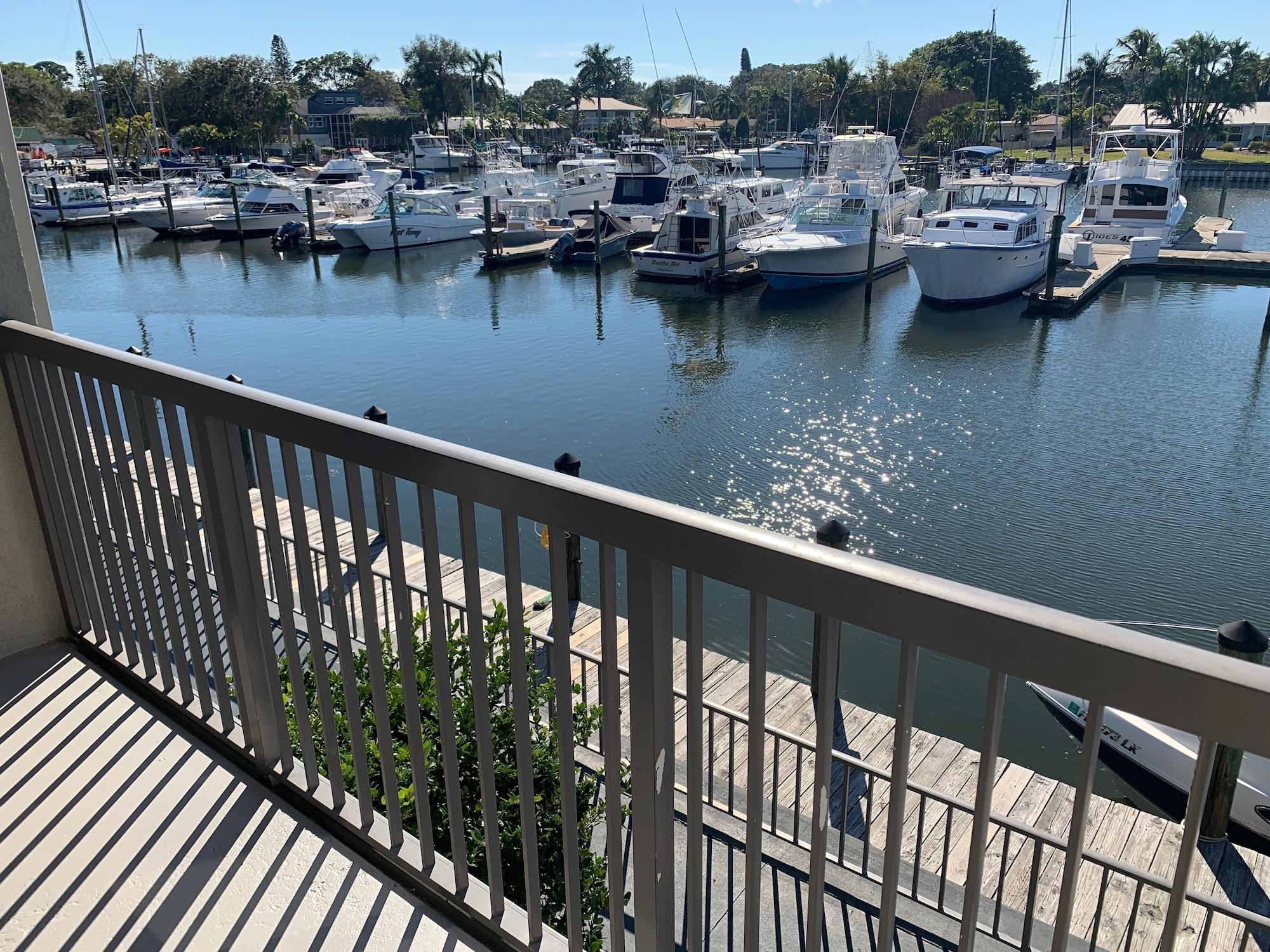 Отель Ramada By Wyndham Sarasota Waterfront South Bradenton Экстерьер фото