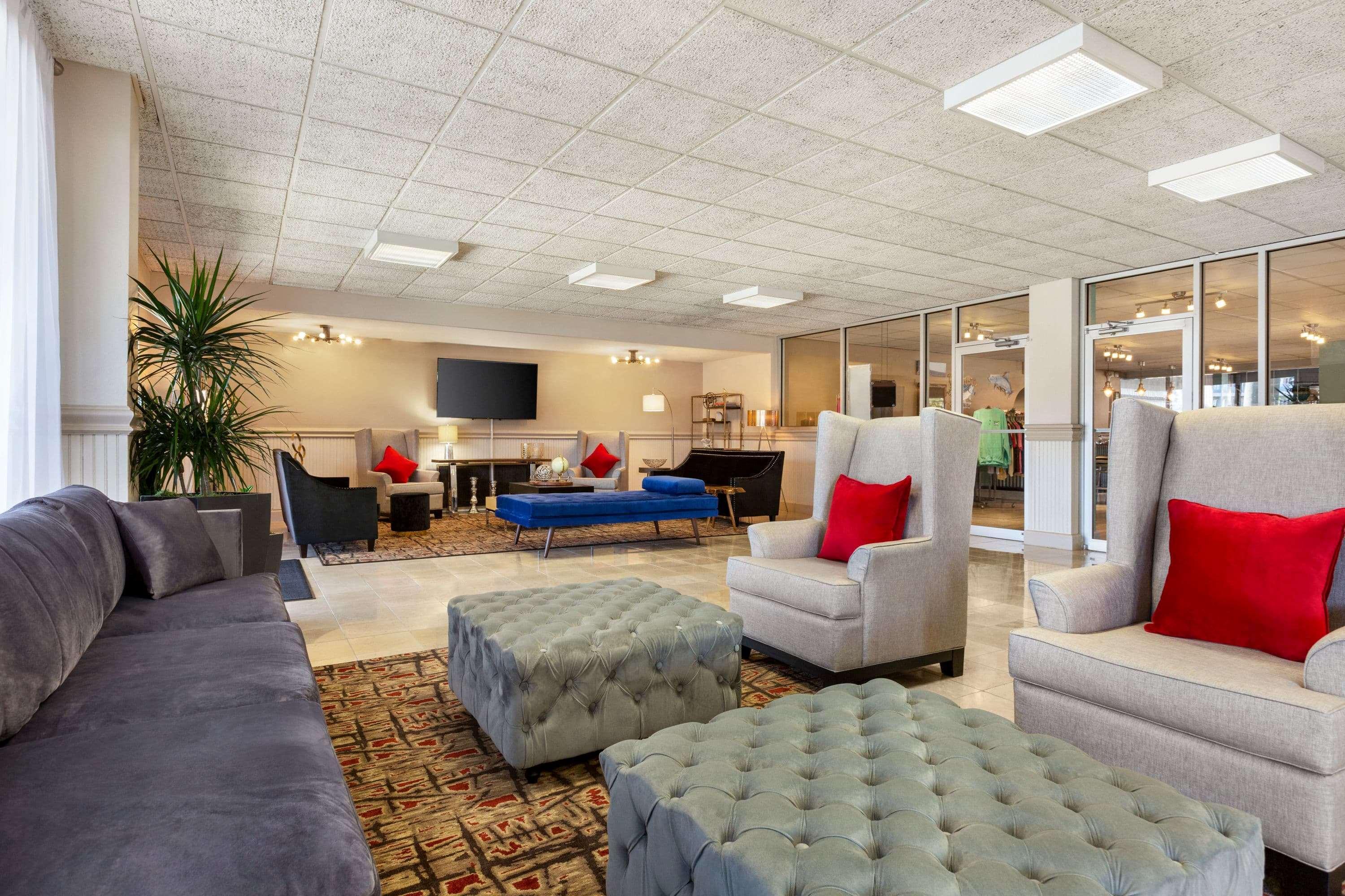 Отель Ramada By Wyndham Sarasota Waterfront South Bradenton Экстерьер фото