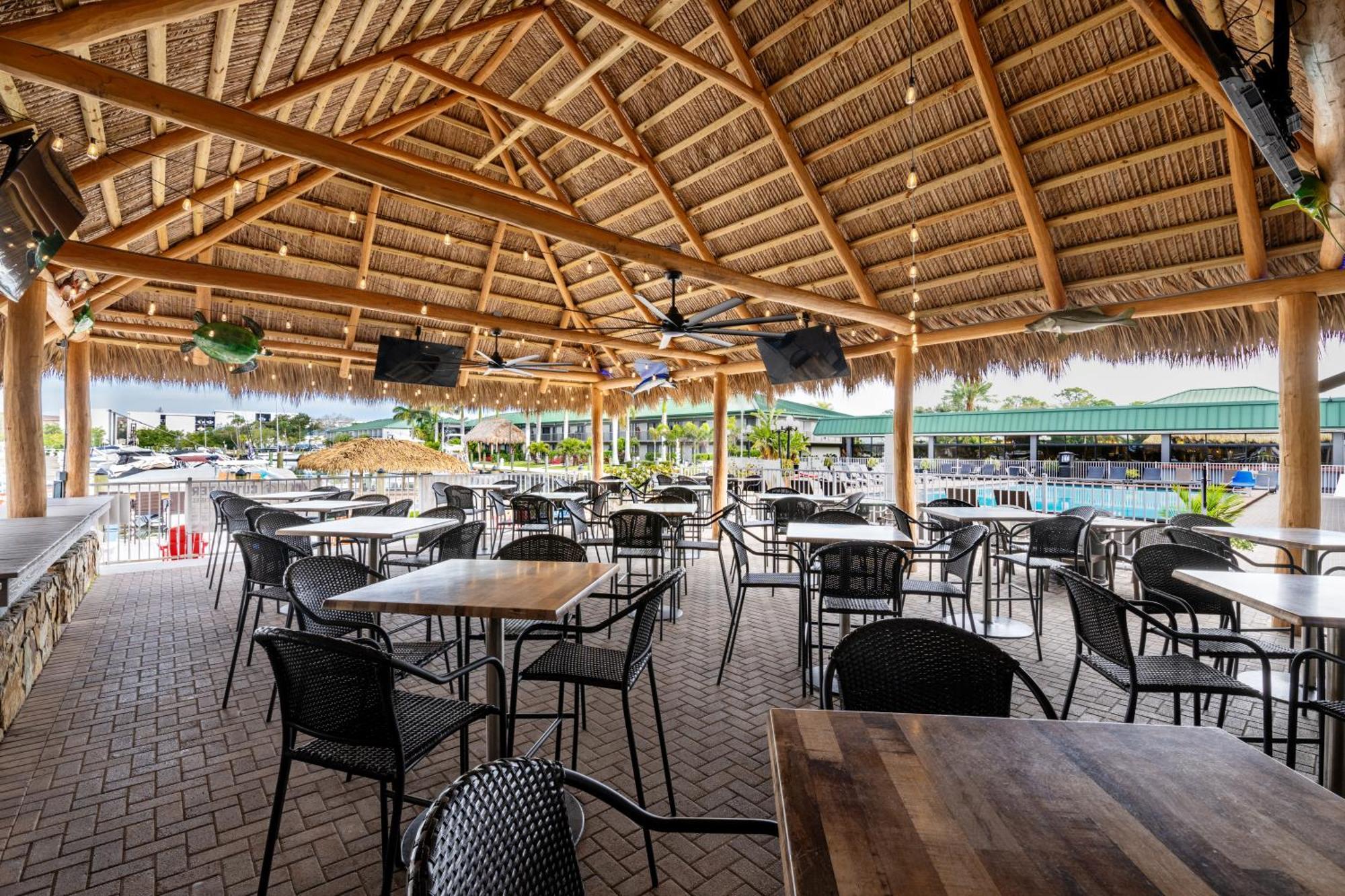 Отель Ramada By Wyndham Sarasota Waterfront South Bradenton Экстерьер фото