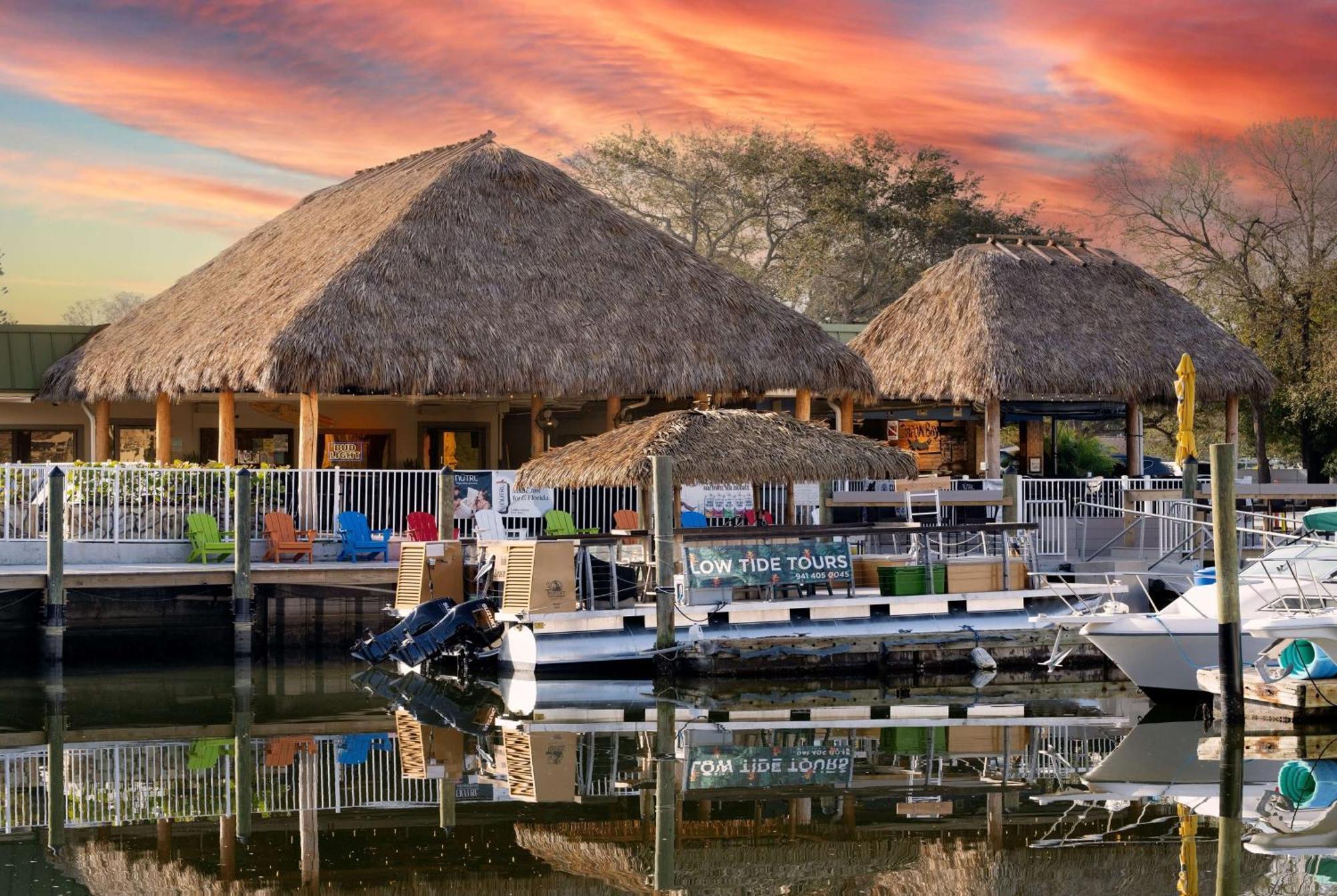Отель Ramada By Wyndham Sarasota Waterfront South Bradenton Экстерьер фото